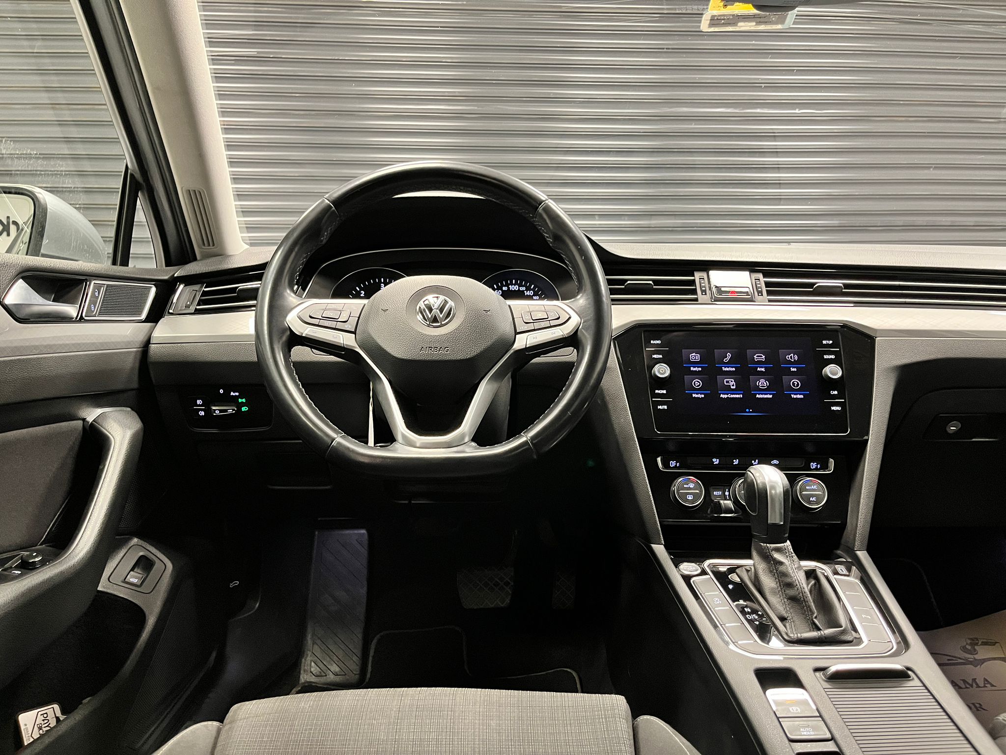 VOLKSWAGEN PASSAT 15